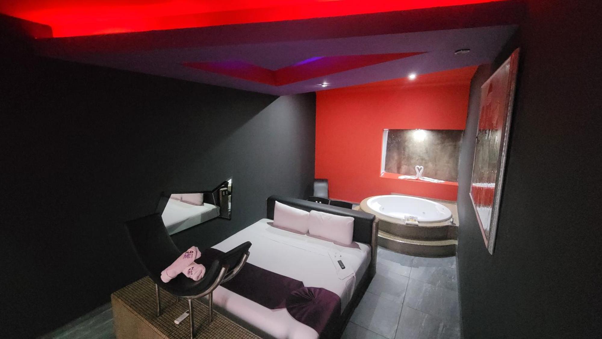 Playme Hotel El Salitre ภายนอก รูปภาพ